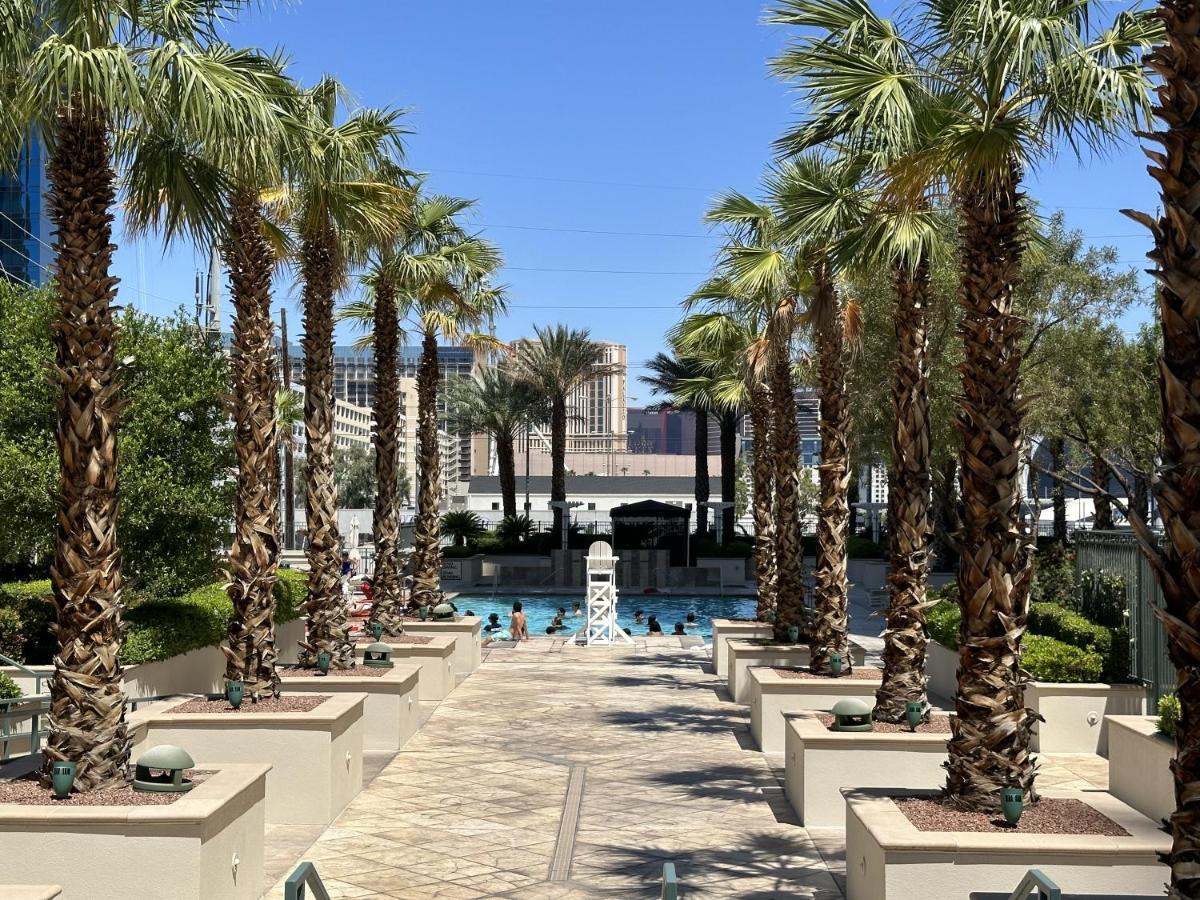 Mgm Signature Deluxe Balcony Strip View Suite Las Vegas Exteriör bild