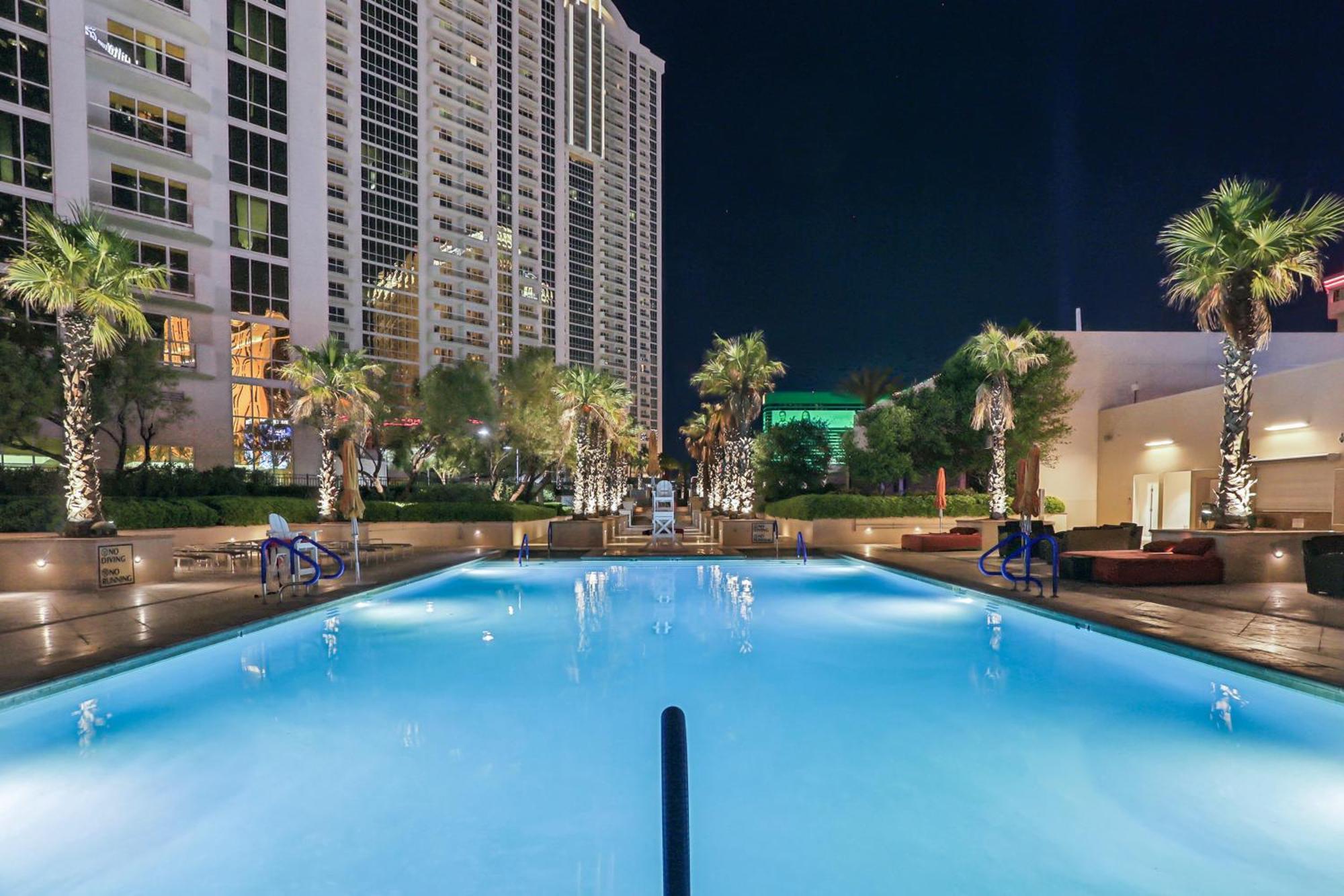 Mgm Signature Deluxe Balcony Strip View Suite Las Vegas Exteriör bild