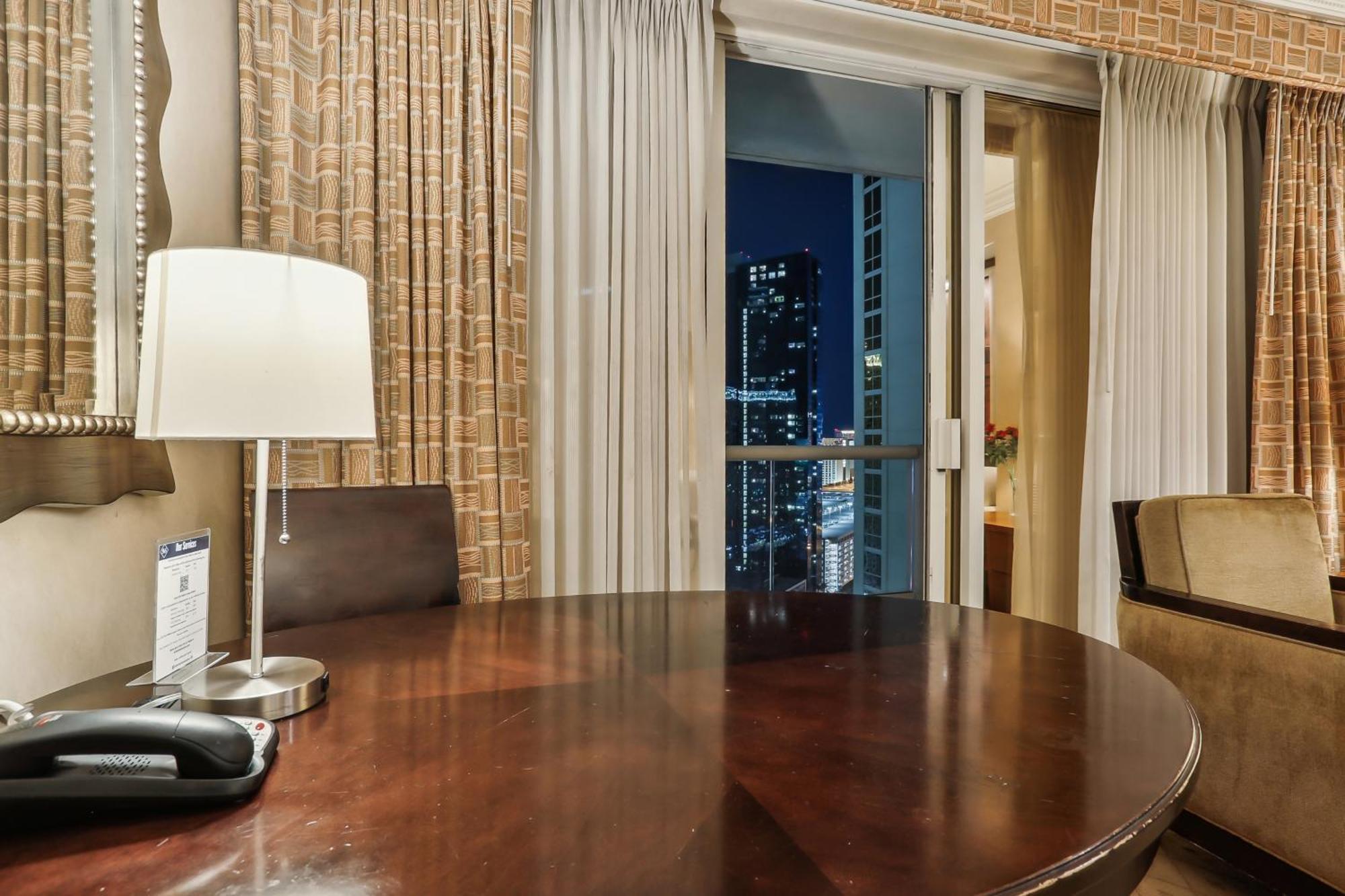 Mgm Signature Deluxe Balcony Strip View Suite Las Vegas Exteriör bild